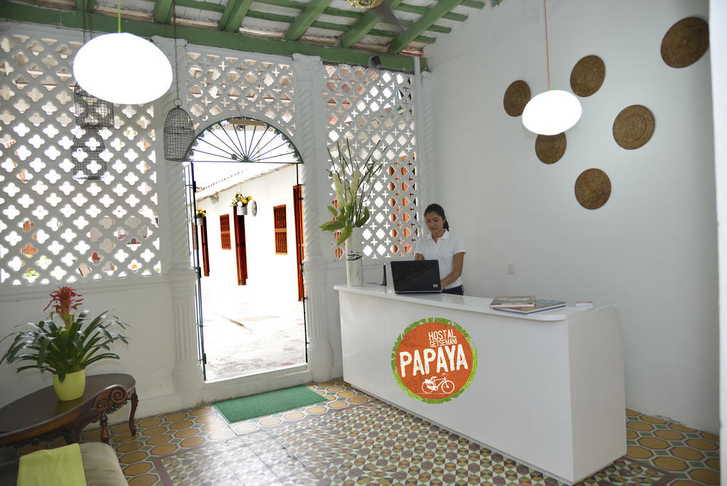 Papaya Getsemani Cartagena